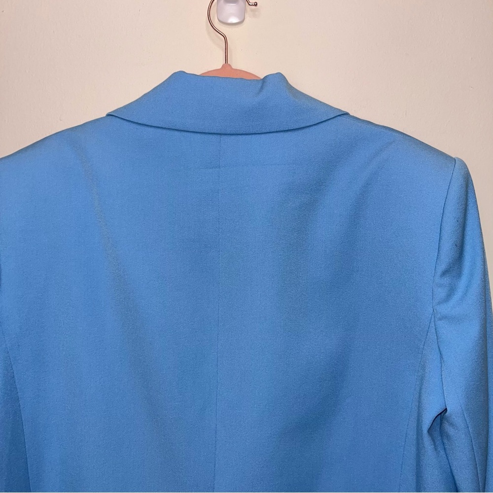Alice + Olivia Light Blue Blazer & Shorts Set - Picture 8 of 13